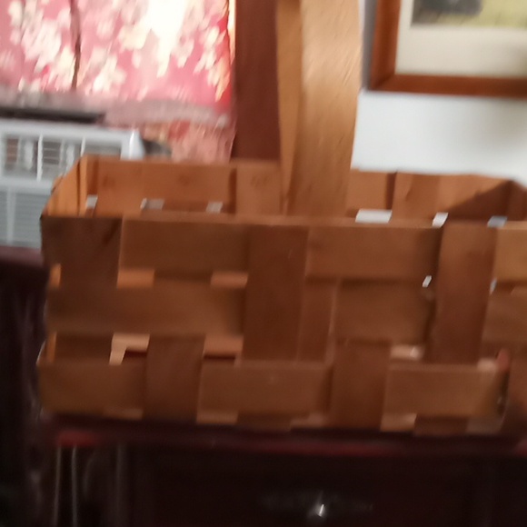 Longaberger wooden basket hand crafted. 16 x  7 x 8 inches. - Picture 7 of 13